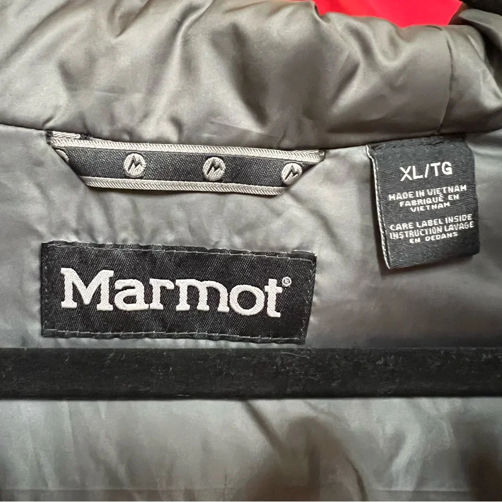 Marmot Snowboard Jacket, Red, Size XL - Picture 6 of 6